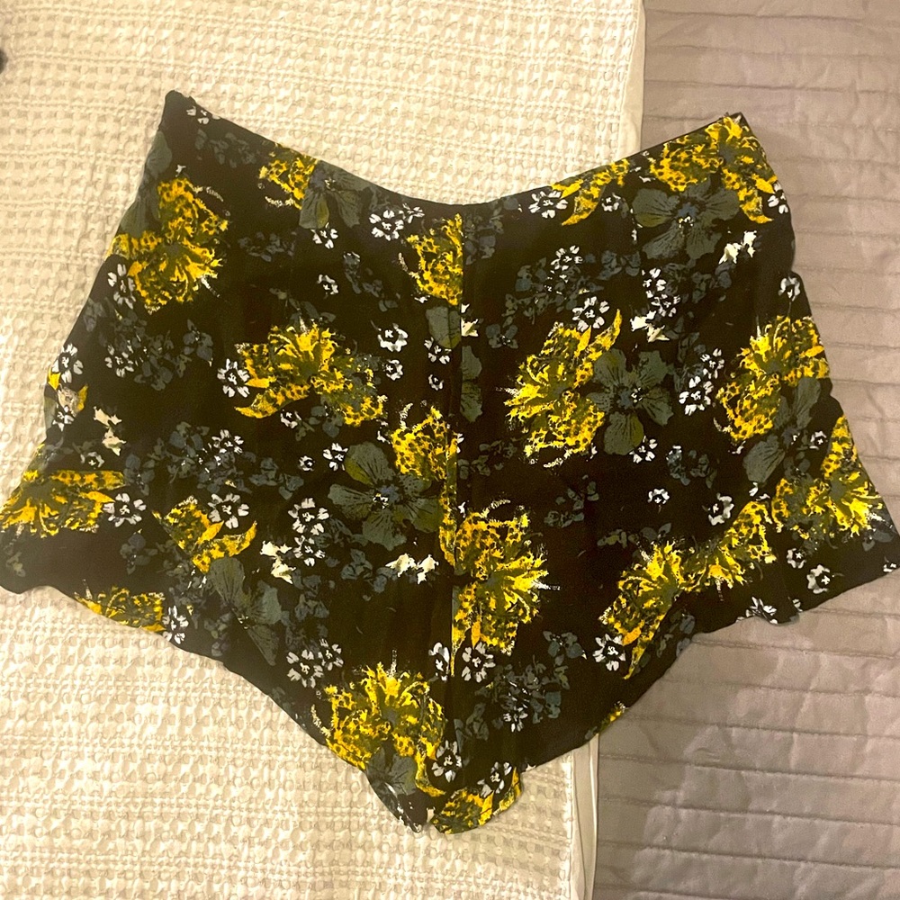 Free People Floral Ruffle Shorts